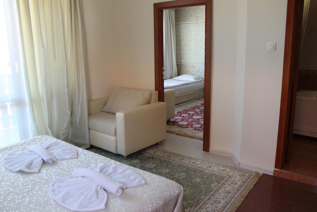 Elegant Hotel Бансько Екстер'єр фото