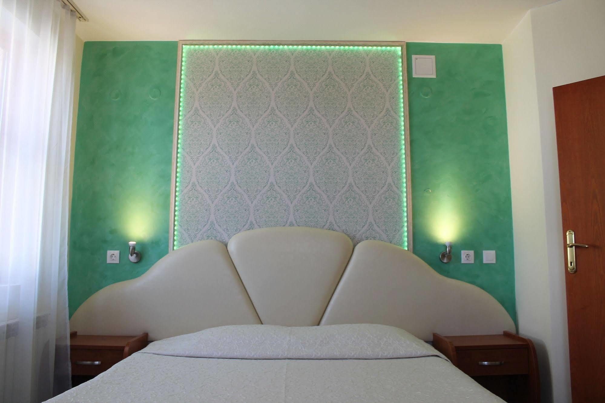 Elegant Hotel Бансько Екстер'єр фото