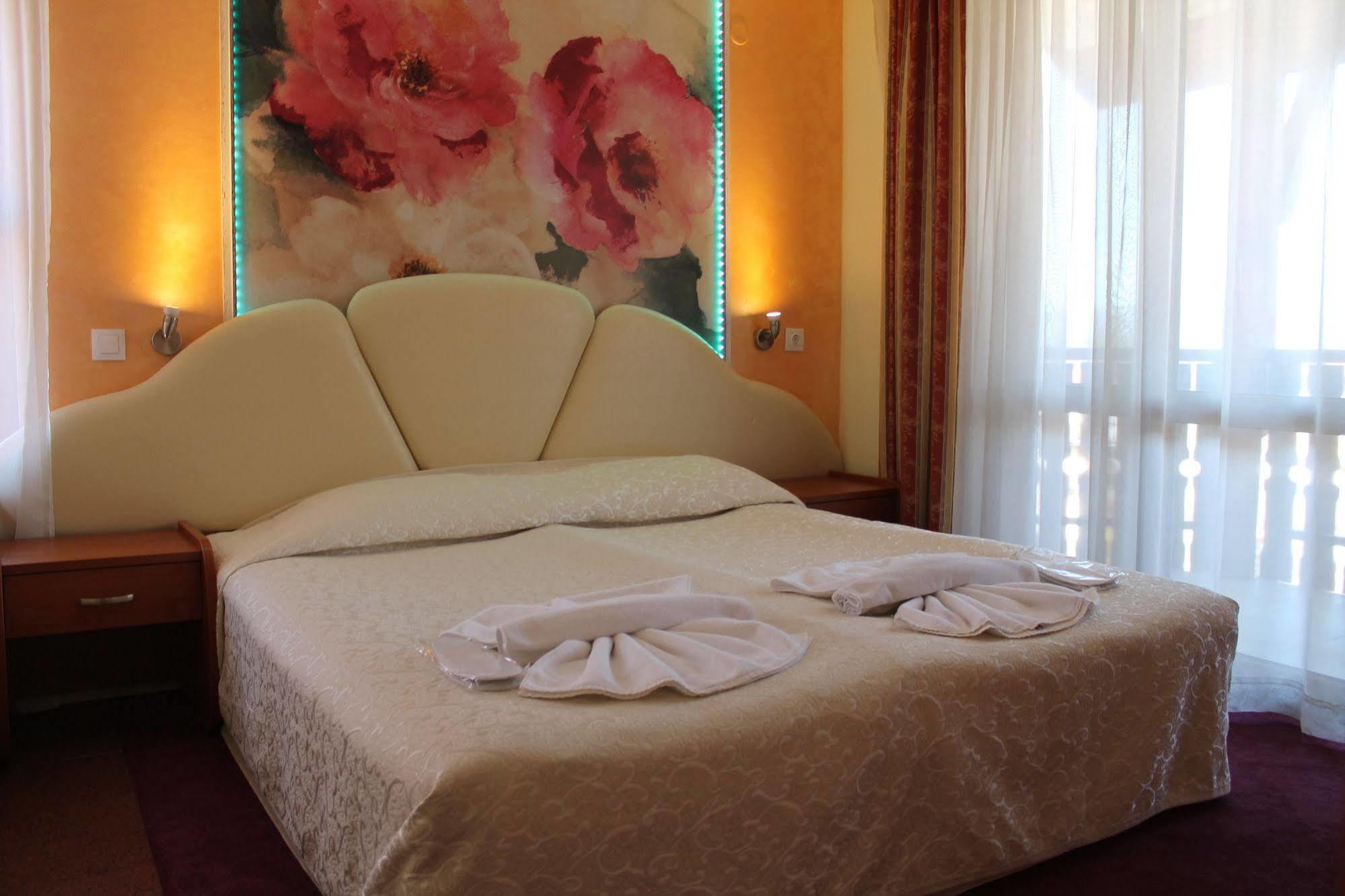 Elegant Hotel Бансько Екстер'єр фото