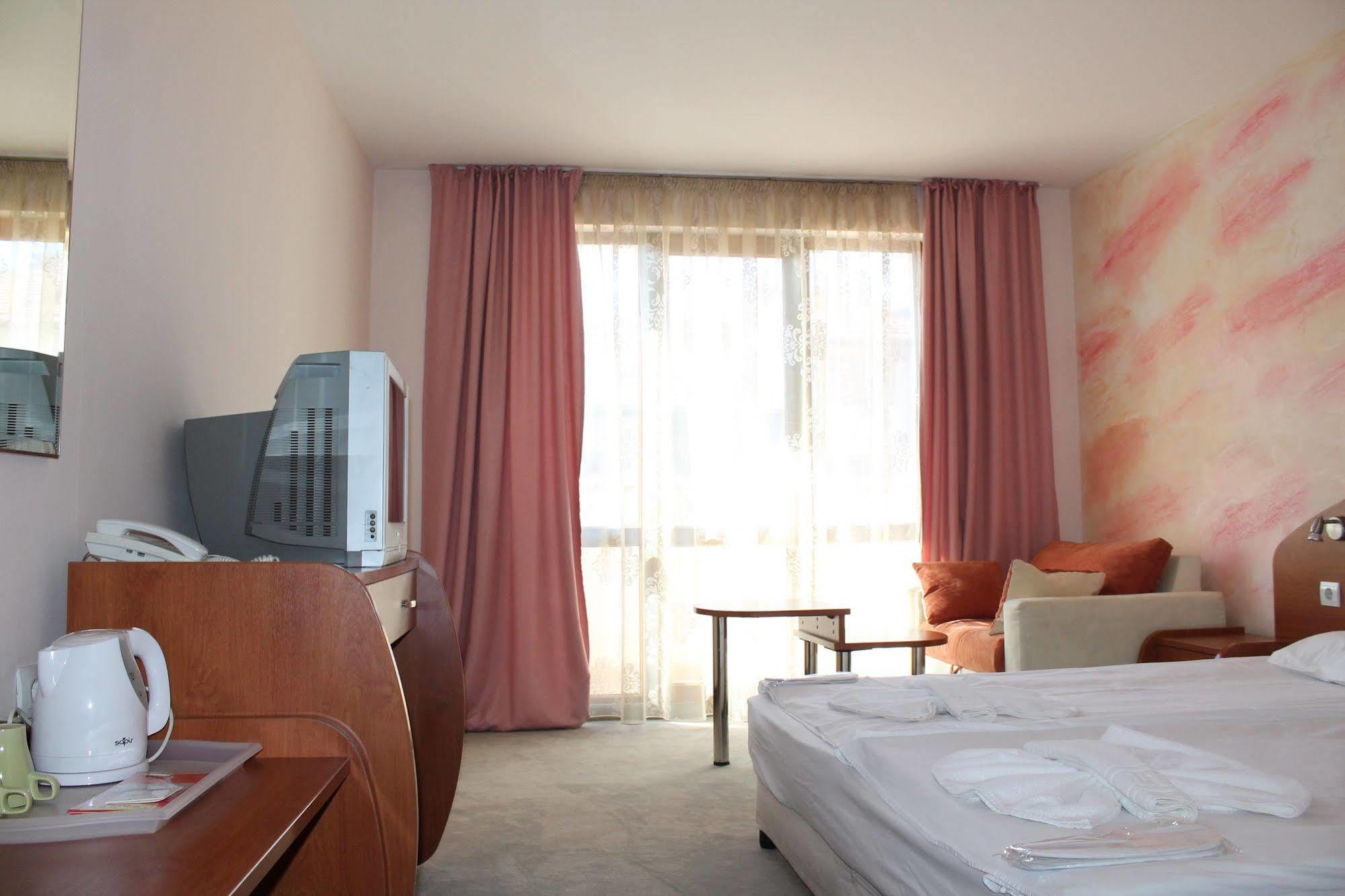 Elegant Hotel Бансько Екстер'єр фото