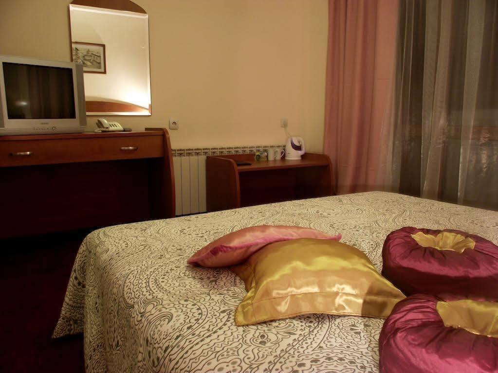 Elegant Hotel Бансько Екстер'єр фото